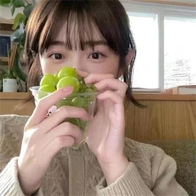 小资女孩向前冲
